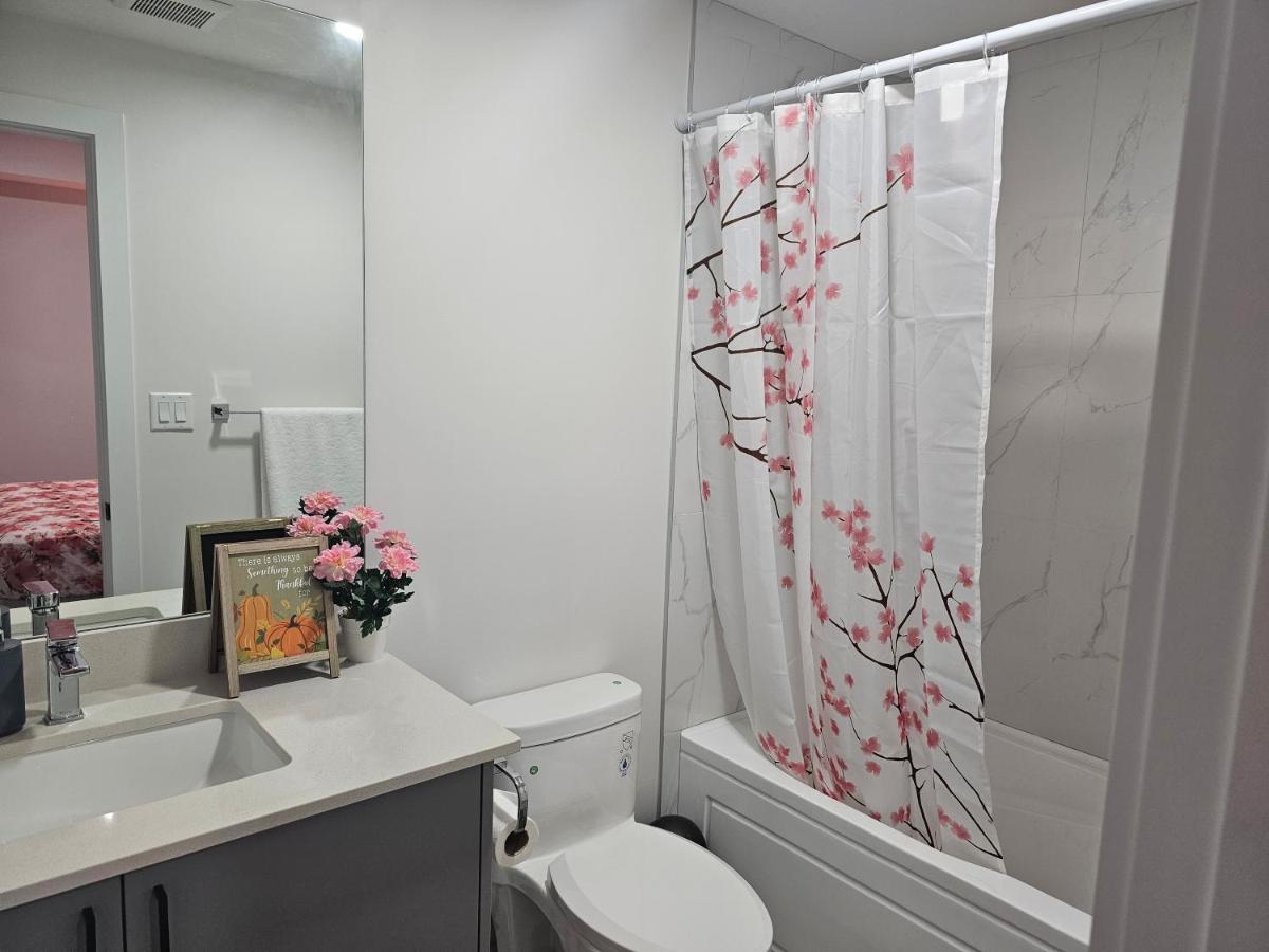 New Built House, Stay In Style Guest Suite, 2Bedroom, 2Bed, 2Bath Едмонтон Екстер'єр фото