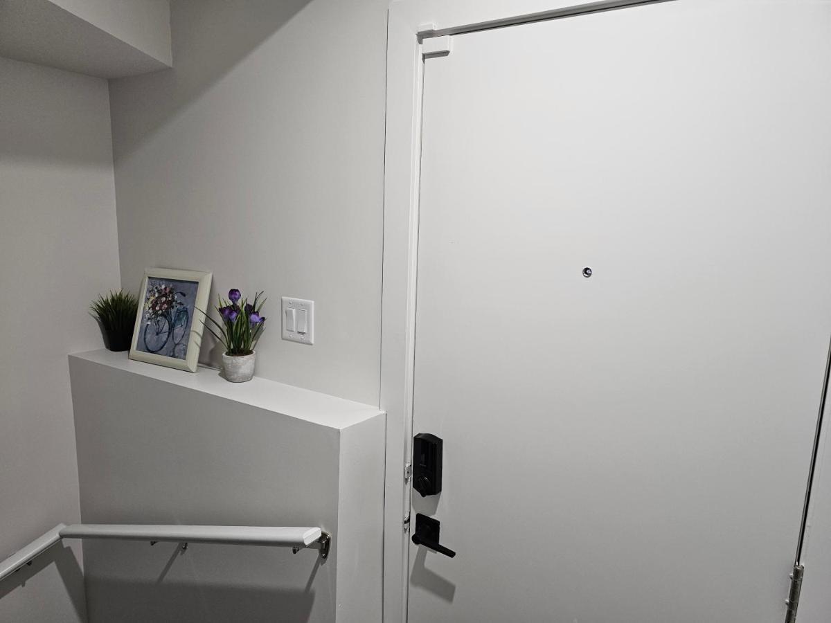 New Built House, Stay In Style Guest Suite, 2Bedroom, 2Bed, 2Bath Едмонтон Екстер'єр фото